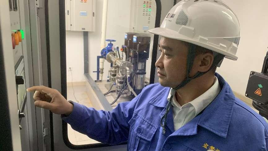 精微(wēi)服務，踐行(xíng)物(wù)業(yè)人(rén)工(gōng)匠(jiàng)精神 ------記全國(guó)住房(fáng)和(hé)城(chéng)鄉(xiāng)建設系統勞動模範  蘇飛(fēi)